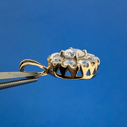 Gorgeous 14k Yellow Gold Round Cut Cubic Zirconia CZ Circle Cluster Pendant