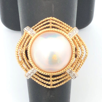 Gorgeous 14k Yellow Gold Mabe Pearl Wavy Braid Diamond Accent Ring Size 6.75