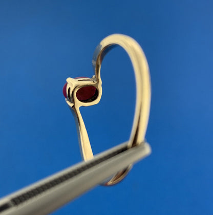 Designer 10K Yellow Gold Oval Pink Star Sapphire Solitaire Bypass Ring