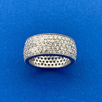 Gorgeous 18k White Gold Round Cut Sparkling CZ Infinity Band Ring Size 6.5