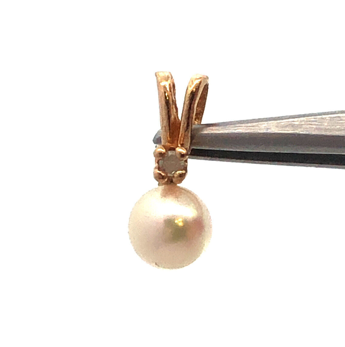 Classic 14K Yellow Gold Round Pearl Diamond Accented Petite Pendant