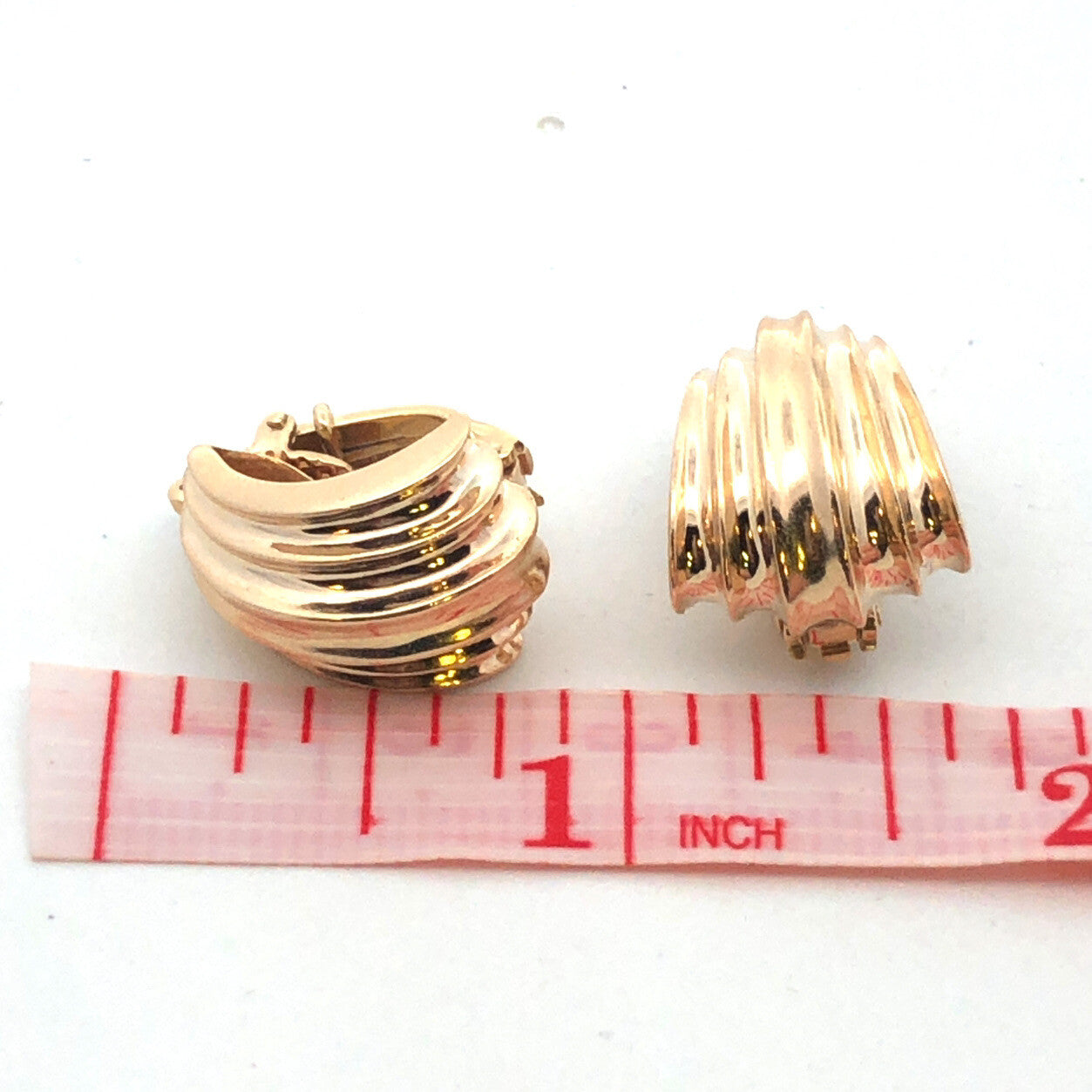 Designer Tiffany & Co. 14K Yellow Gold Textured Chunky Clip On Stud Earrings