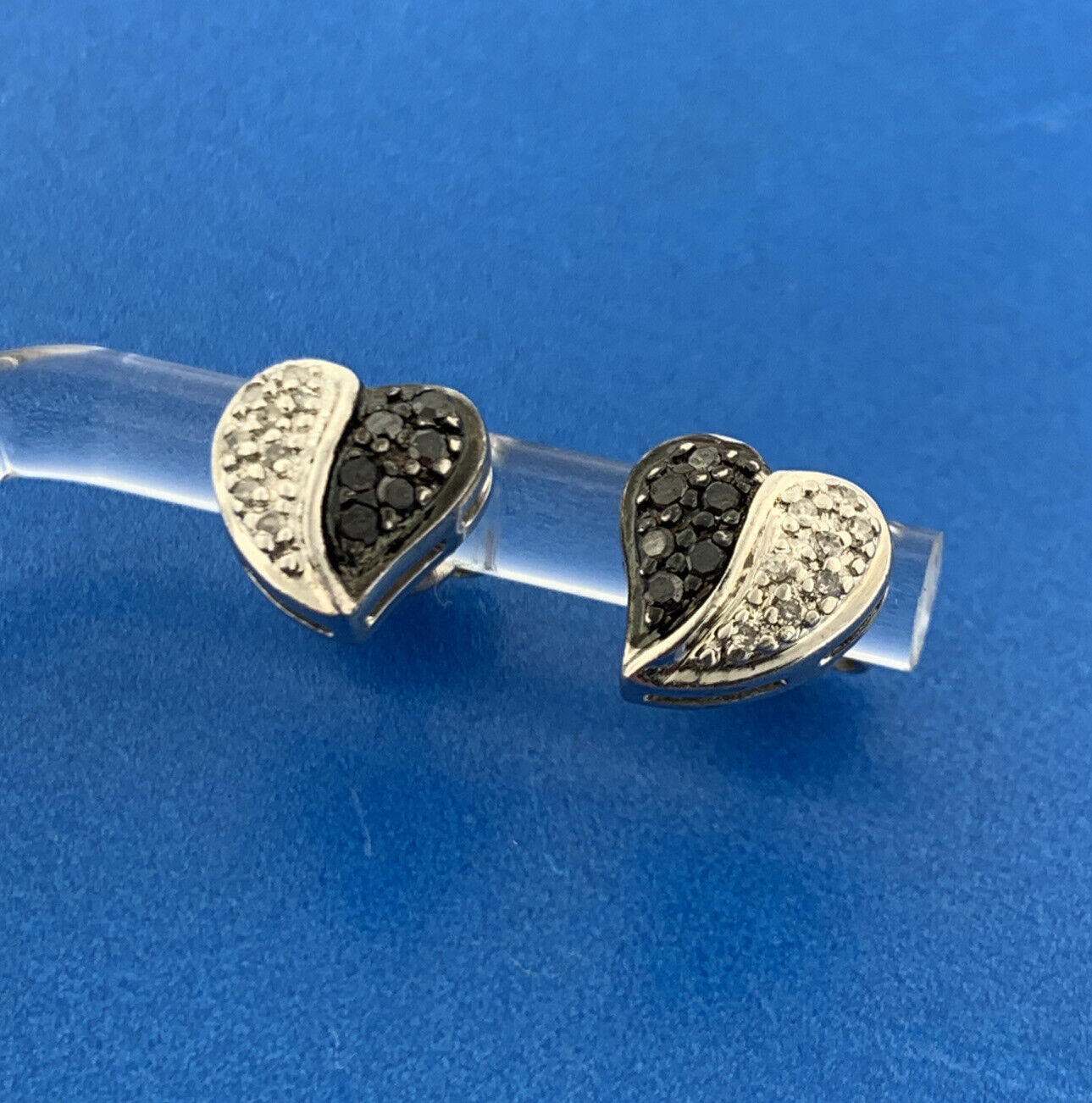Designer HN 925 Sterling Silver White Black Diamond Cluster Heart Stud Earrings