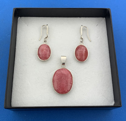 Designer Vintage 900 Silver Pink Jasper Oval Pendant Dangle Earring Set