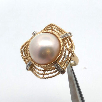 Gorgeous 14k Yellow Gold Mabe Pearl Wavy Braid Diamond Accent Ring Size 6.75