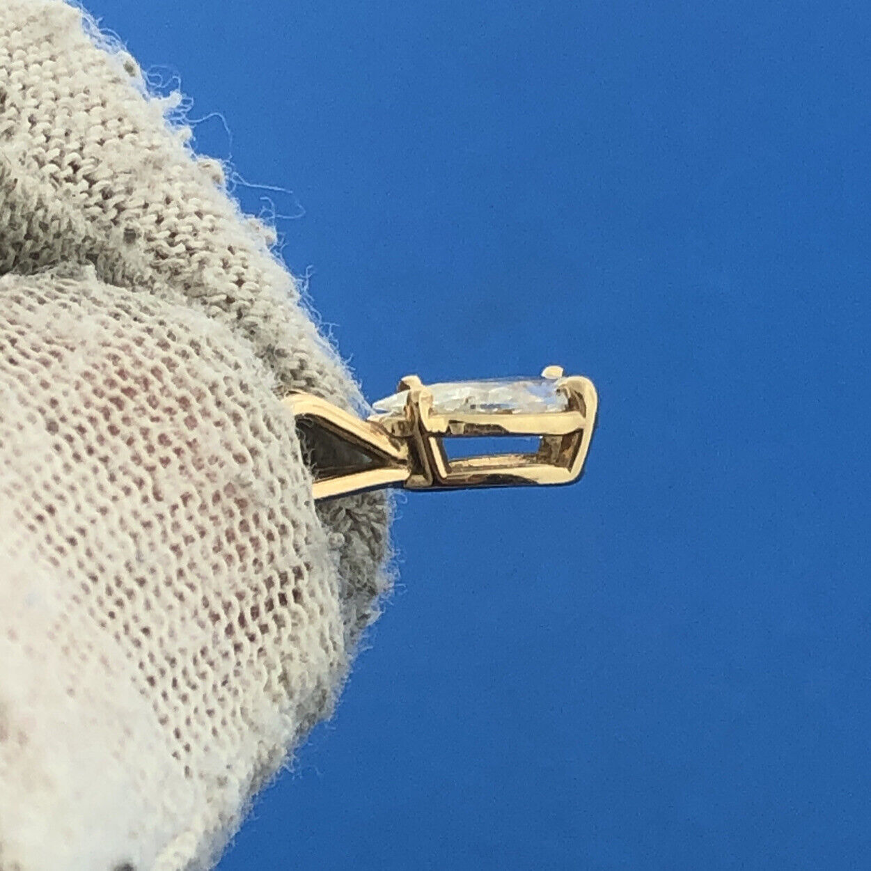 Gorgeous 14k Yellow Gold Long Pear Cut Diamond Precious Pendant 1/4ctw .25