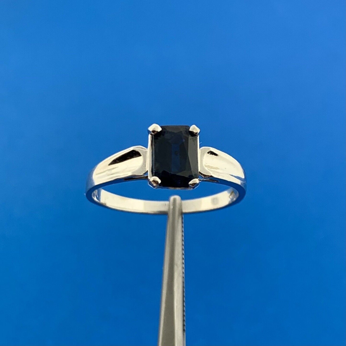 Elegant 14K White Gold Sapphire September Anniversary Birthday Modernist Ring