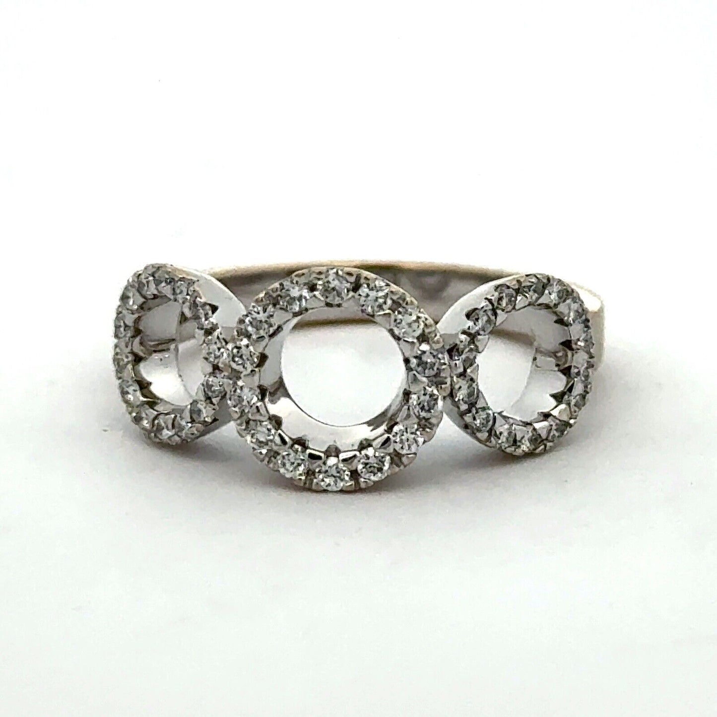 Roberto Coin 18K White Gold Pave Diamond Infinity Circle  Ring