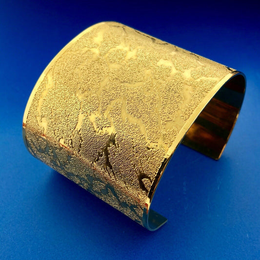 Francesca Visconti Gold Tone Animal Print Textured Runway Couture Cuff Bracelet