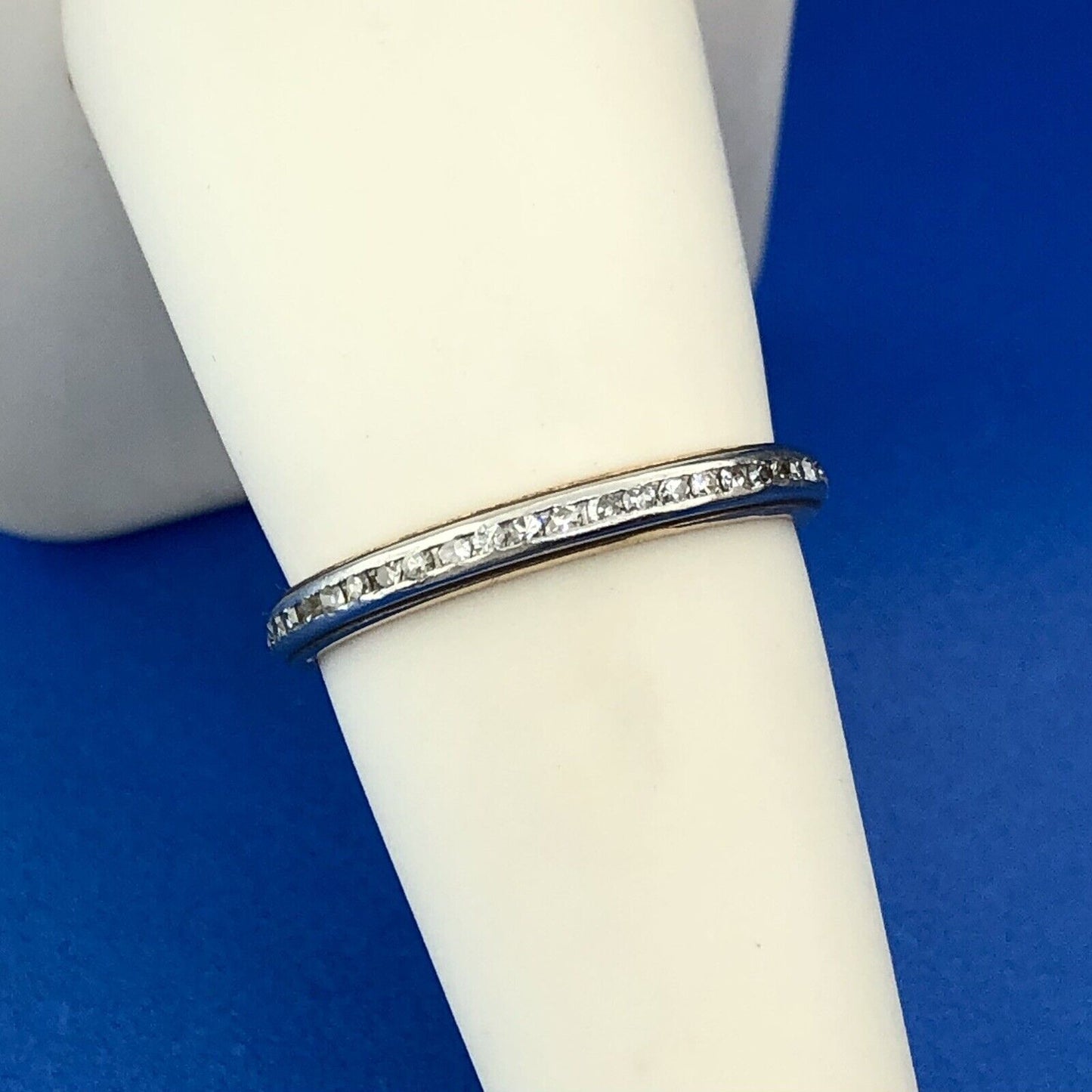 Gorgeous 14k Yellow Gold Round Cut Diamond Eternity Anniversary Band  Ring