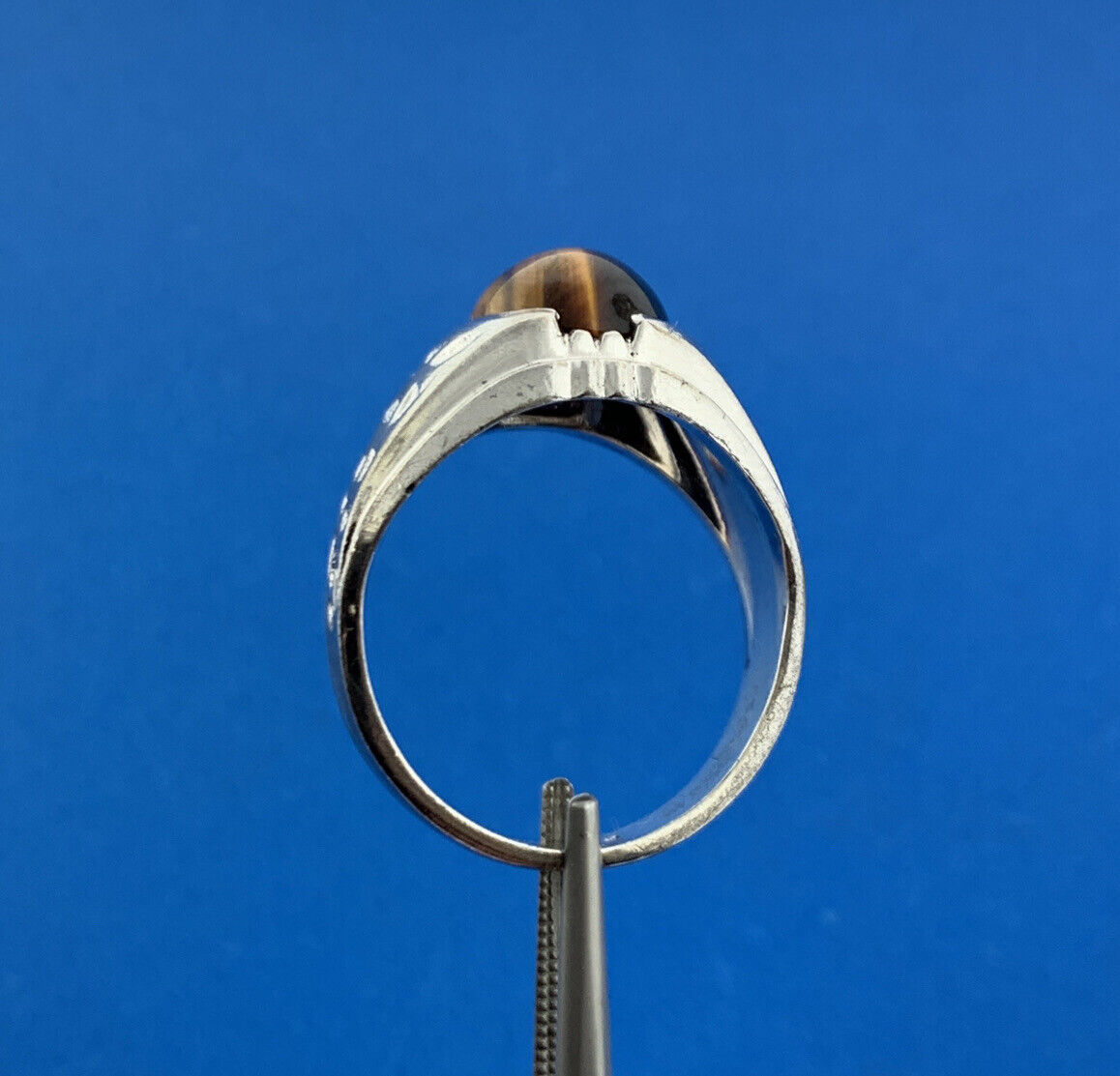 Vintage Designer 925 Sterling Silver Oval Tiger Eye Cabochon Unisex Dome Ring