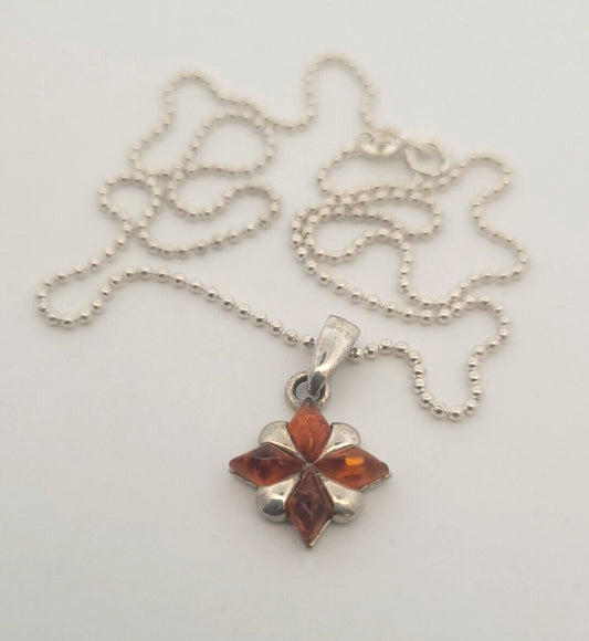 Designer Vintage 925 Sterling Silver Amber Cabochon Flower Pendant Necklace