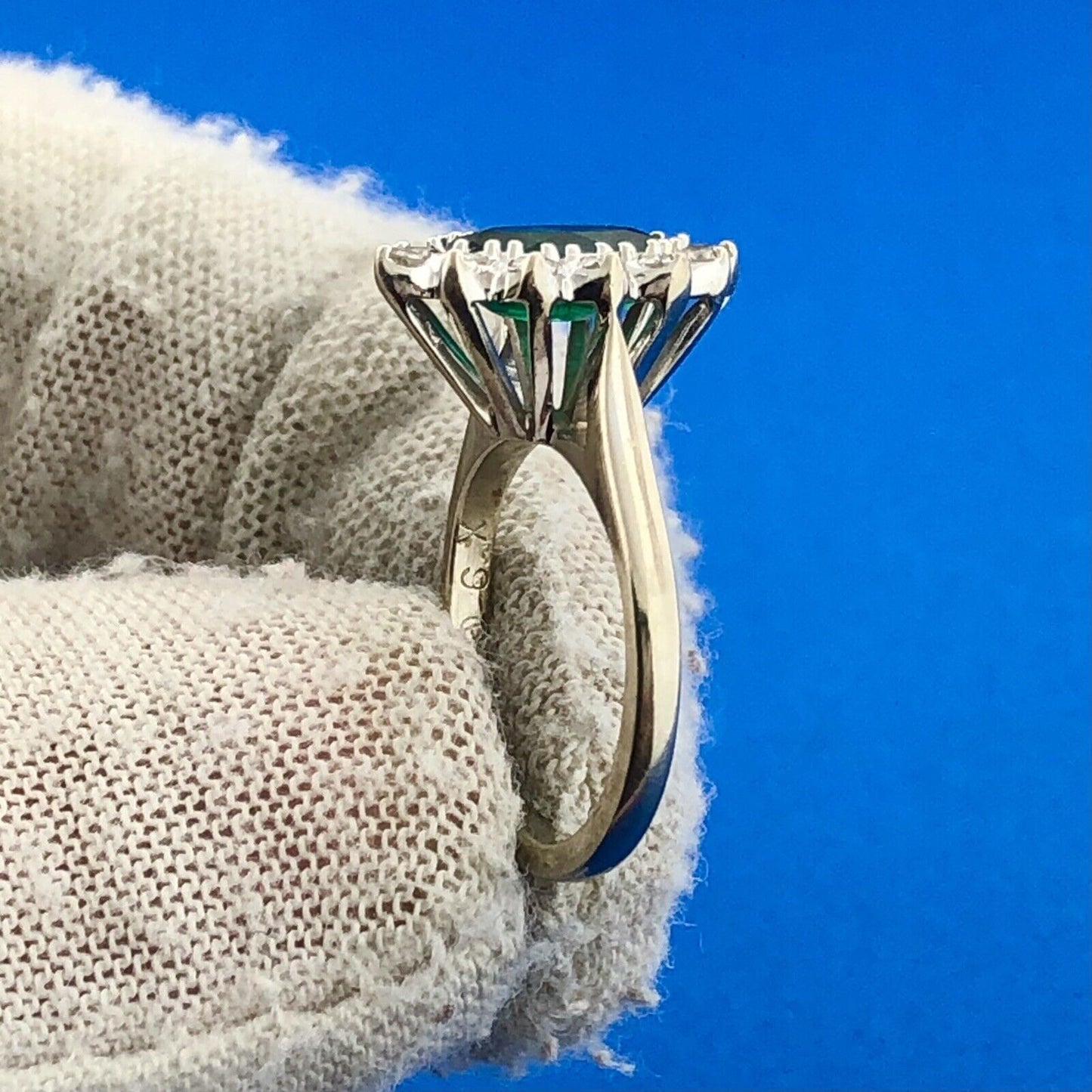Gorgeous 14k White Gold Marquise Cut Emerald Diamond Accent Ring Size 2.75