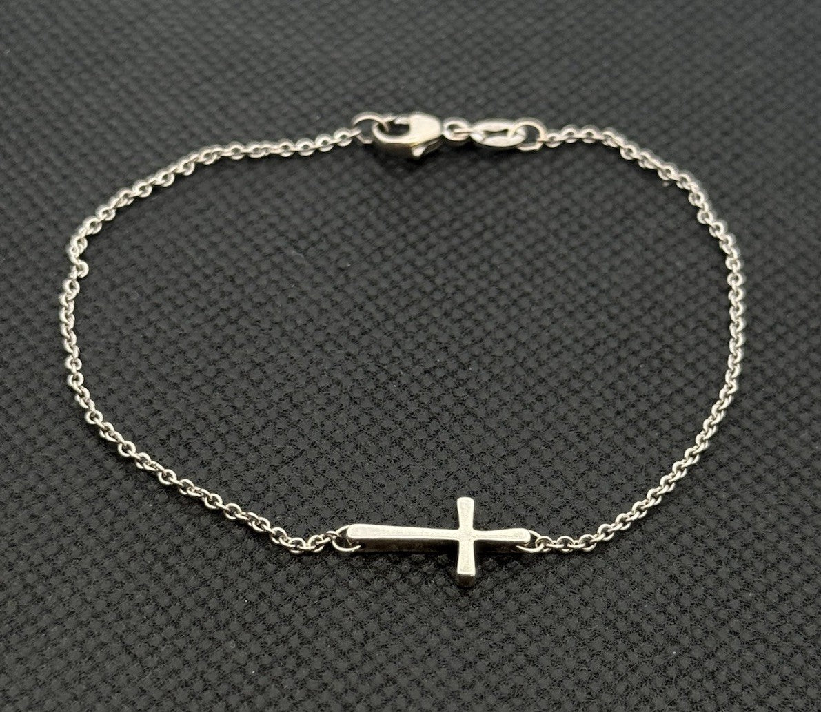 Designer James Avery 925 Sterling Silver Petite Latin Cross Link Chain Bracelet