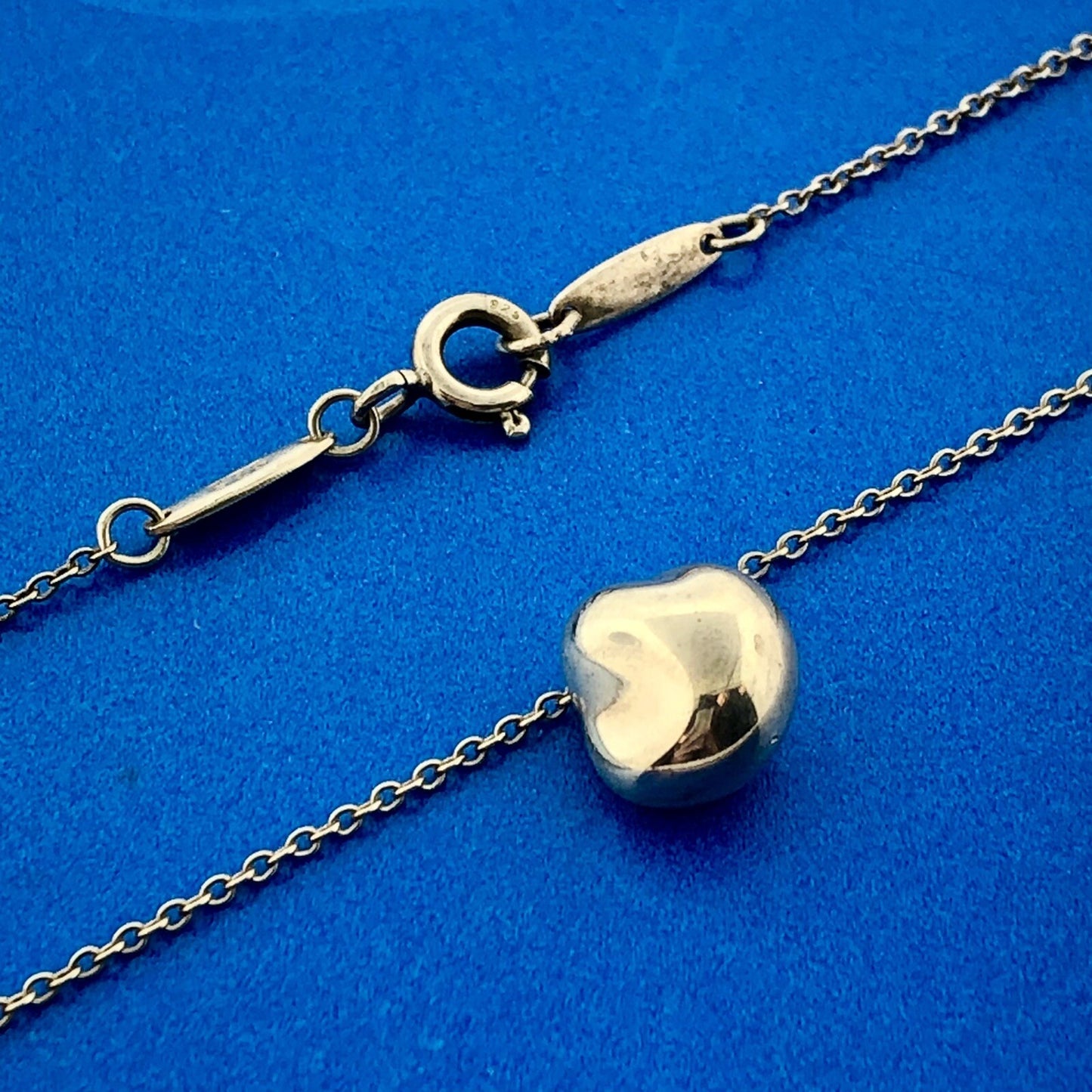 Tiffany & Co Elsa Peretti 925 Sterling Silver Nugget Bean Pendant Necklace