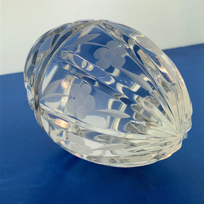 Vintage Handcrafted Poland 24% PbO Crystal Annual Egg Figurine Paperweight