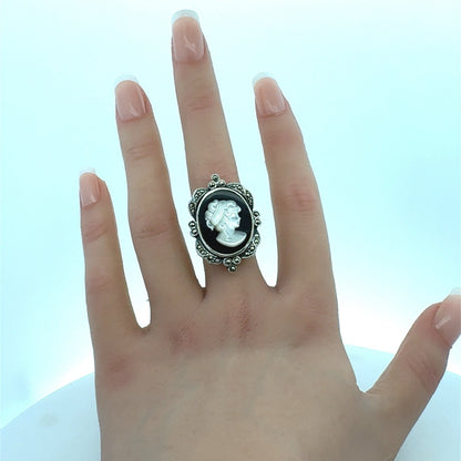 Designer TH Sterling Silver Oval Black Onyx Carved Mother of Pearl Cameo Ring