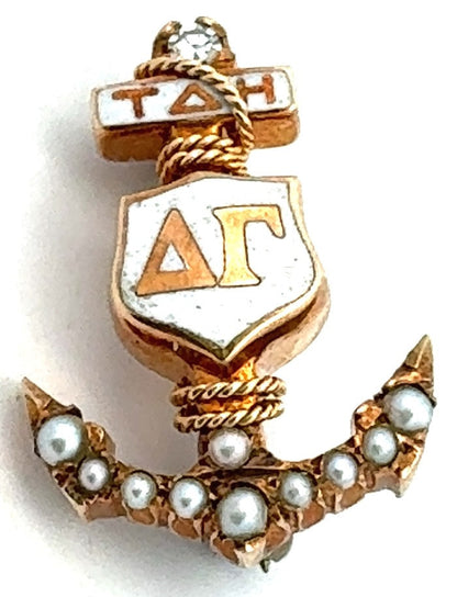 Vintage 1974 10K Yellow Gold Diamond Seed Pearl Delta Gamma Badge Lapel Pin