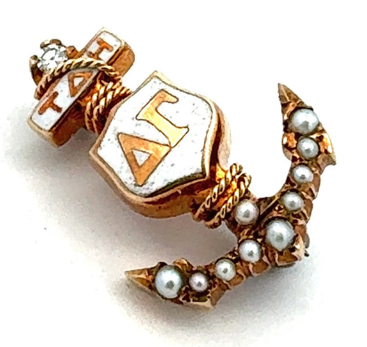 Vintage 1974 10K Yellow Gold Diamond Seed Pearl Delta Gamma Badge Lapel Pin
