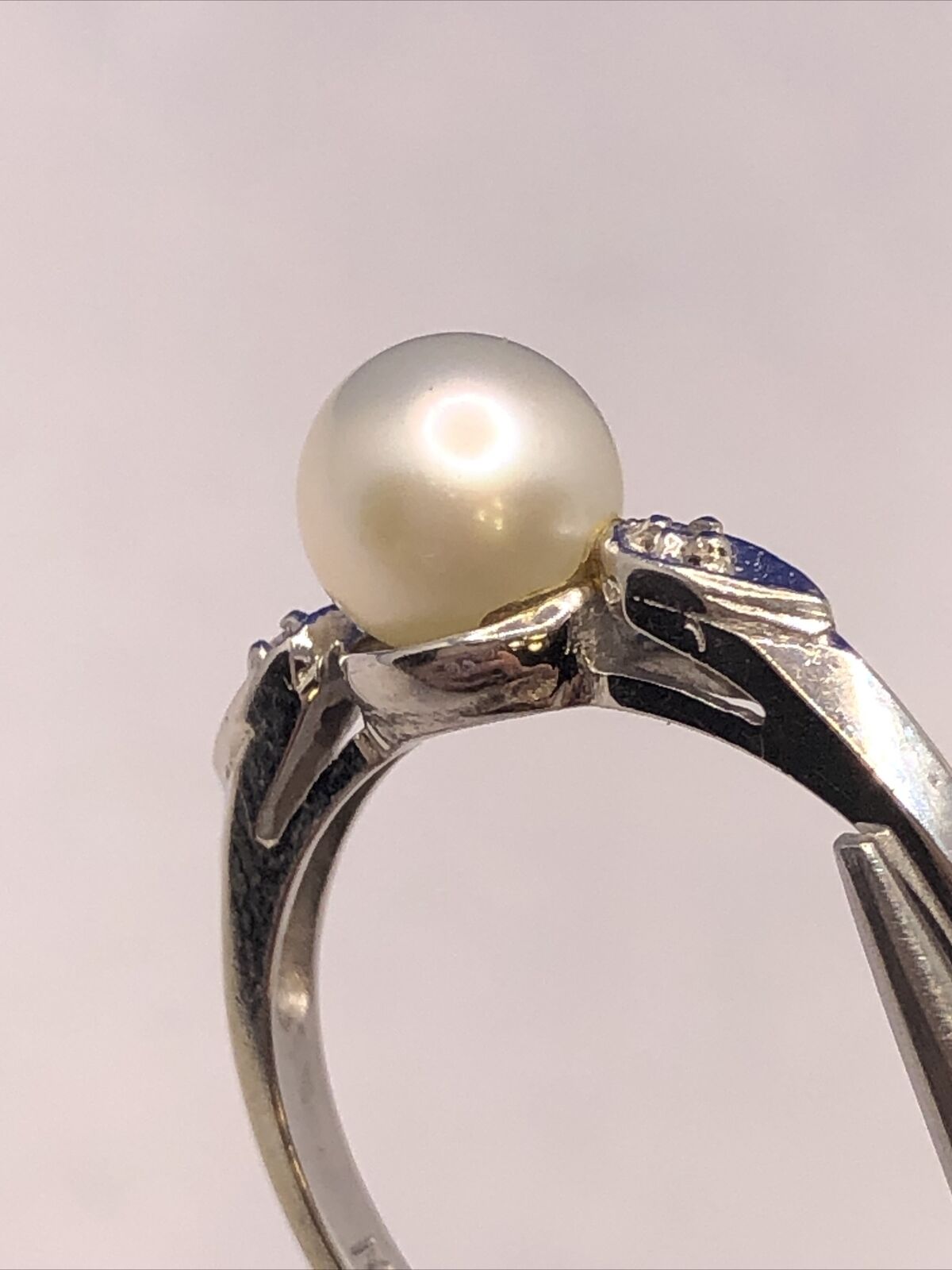 Designer 10K White Gold Round Pearl Diamond Accented Anniversary Ring