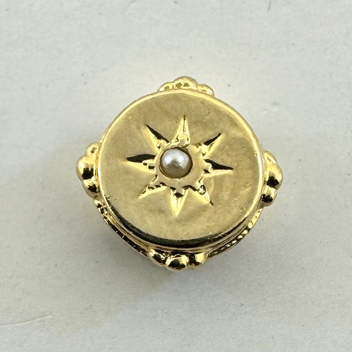 Designer 14K Yellow Gold Seed Pearl Star Design Round Slide Bracelet Charm