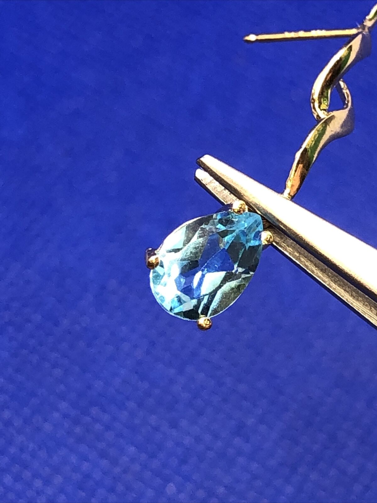 Designer ATL 14K Yellow Gold Pear Cut Blue Topaz Modernist Dangle Stud Earrings