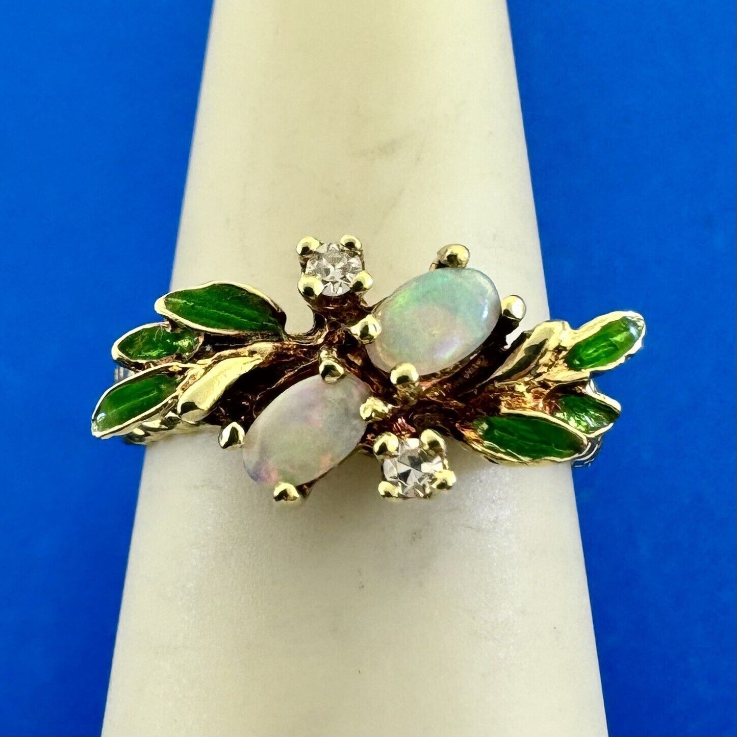 Vintage 14K Yellow Gold Opal and Diamond Accent Green Enamel Leaf Design Ring