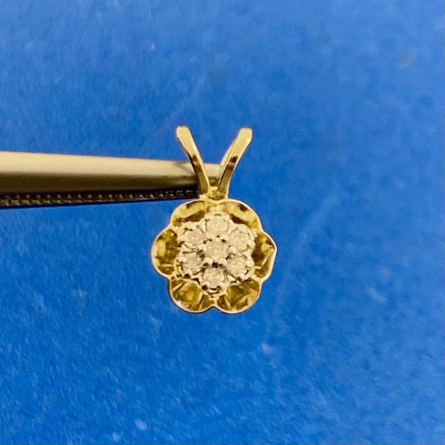 Designer 14K Yellow Gold Diamond Flower Floral Cluster Charm Pendant